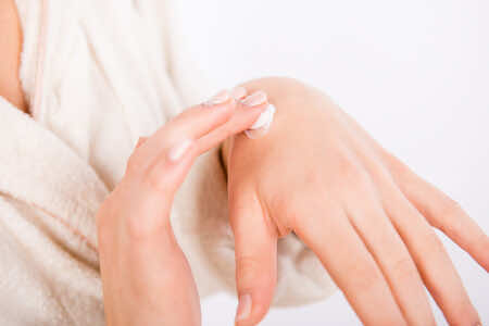 Psoriasis emollient treatment